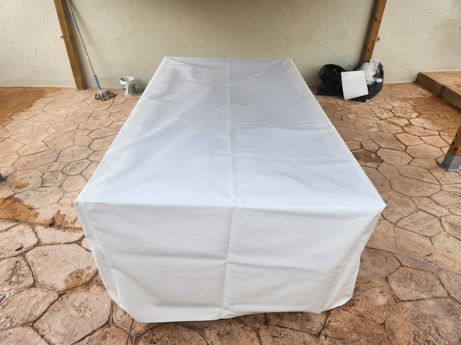 Outdoor Stormproof Cover7ft - 210cms